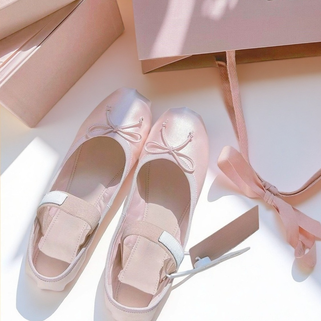 26SS Luxury Ballet Flats, Wome - Ribbon Bow Gift 评论和价格
