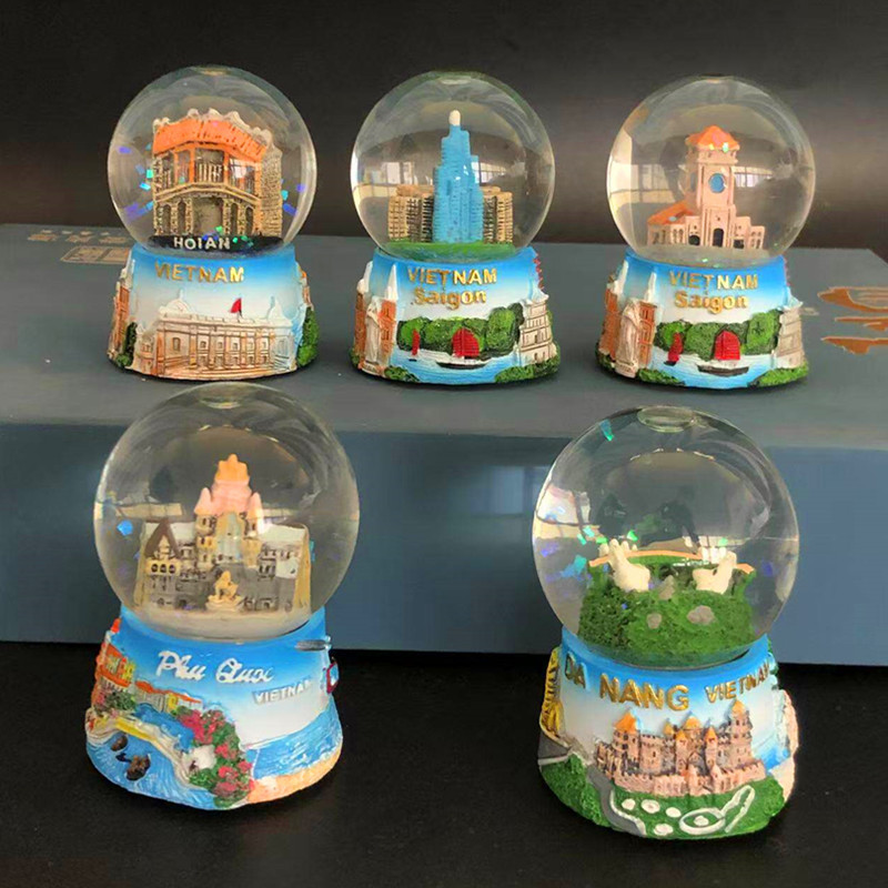 Exquisite Vietnamese Regional  - Snow Globe Musical 评论和价格