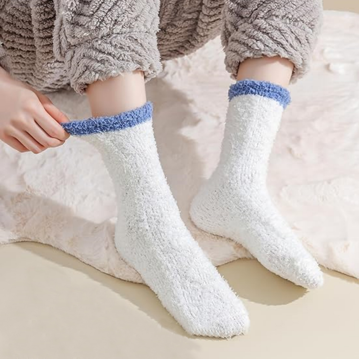 6/12 Pairs of Fuzzy Socks Soft - Christmas Stocking Hanging 评论和价格